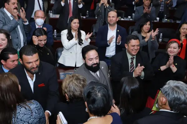 Luis Redondo y la junta directiva del CN tras el juramento de ley de la nueva Corte Suprema de Justicia (CSJ).