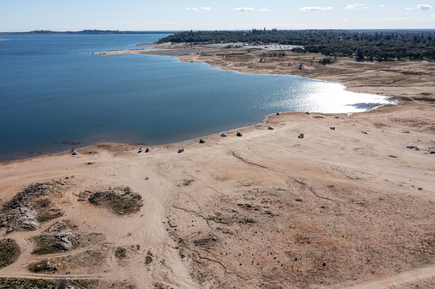 Folsom Lake As California Records Driest January In 38 Yearsdfd