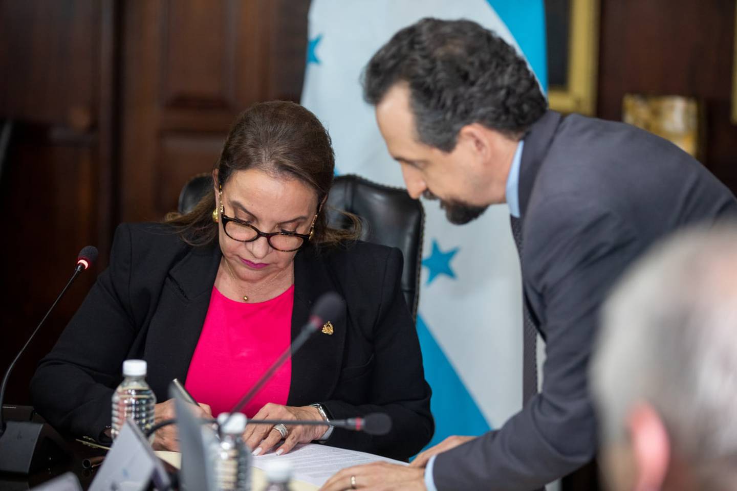 La presidenta de Honduras, Xiomara Castro, durante el Consejo de Secretarios.