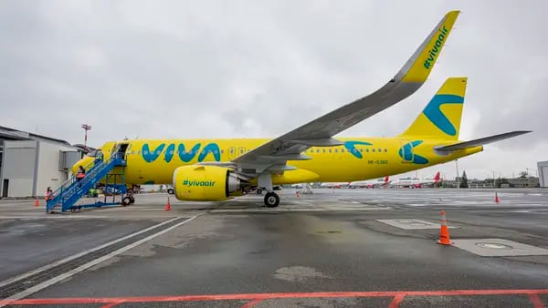 ¿Qué pasará con los vuelos comprados en Viva Air y cómo se reparará a los afectados?dfd