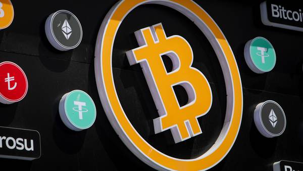 Partidarios del bitcoin ven US$30.000 como el próximo hito para la criptomonedadfd