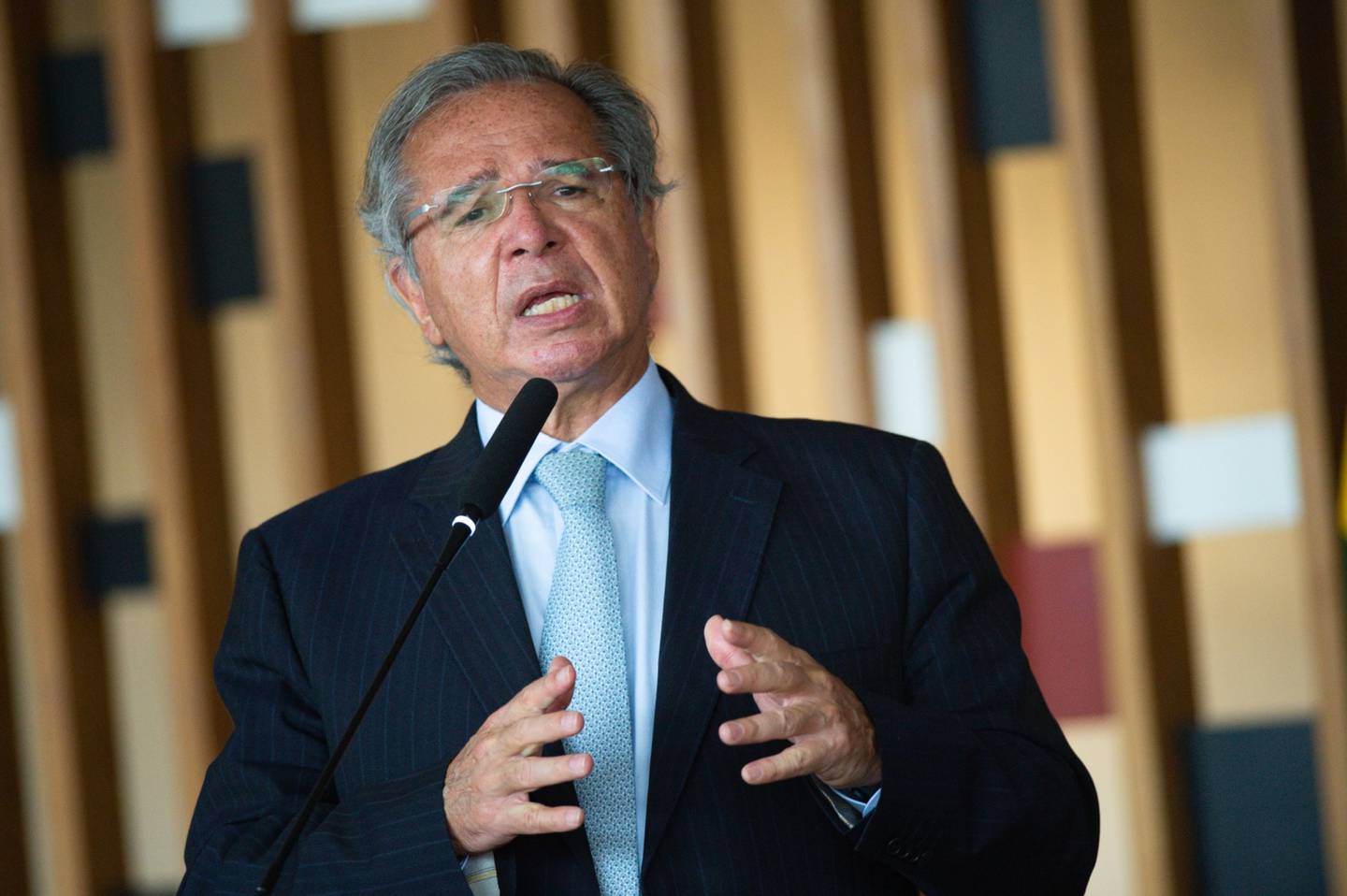 Ministro Paulo Guedes defende privatização da Petrobras