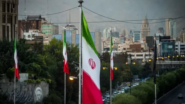 Enviados de Irán y EE.UU. van a Doha en último intento de salvar acuerdo nucleardfd