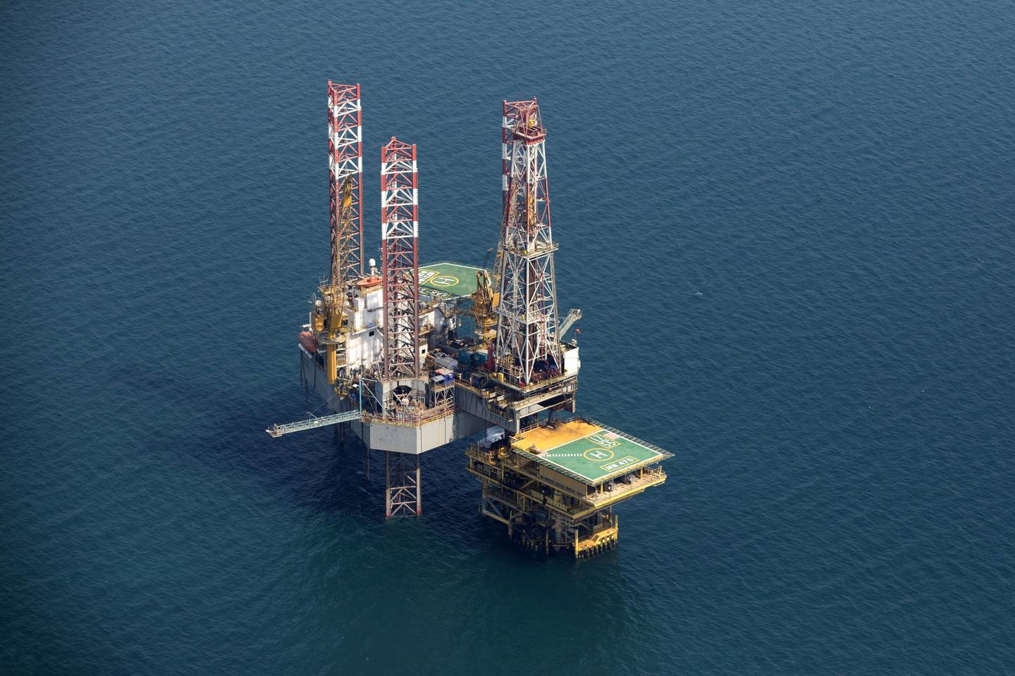 Los productores de petróleo y gas del Golfo Pérsico serán los mayores ganadores este año desde el punto de vista económico, según una encuesta de Bloomberg Economics.