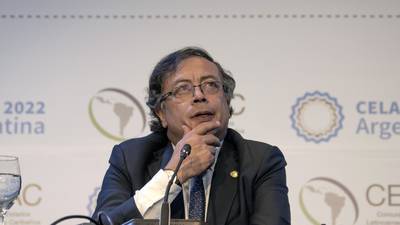 Prima de riesgo en Colombia se mantiene elevada ante incertidumbre política: Credicorpdfd