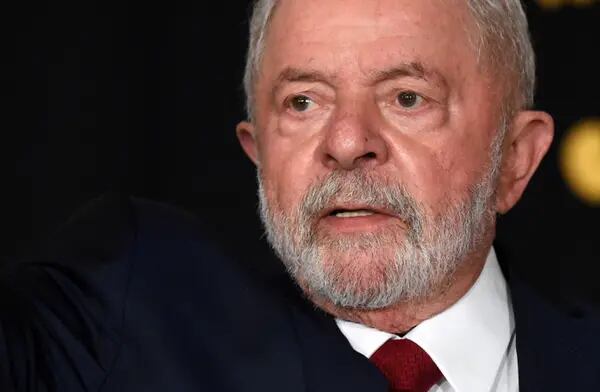 Luiz Inacio Lula da Silva, presidente electo de Brasil, durante una reunión en Lisboa, Portugal.