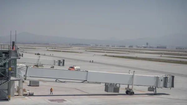 Cómo un youtuber terminó en un vuelo privado en Mexicana de Aviacióndfd
