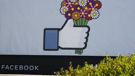 Facebook ‘regresa a la vida’ tras un día de caos para las redes sociales