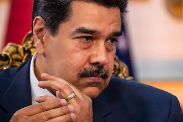 Gobierno venezolano y oposición inician conversaciones en México.