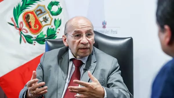 Ministro de Economía de Perú busca conquistar a los empresariosdfd