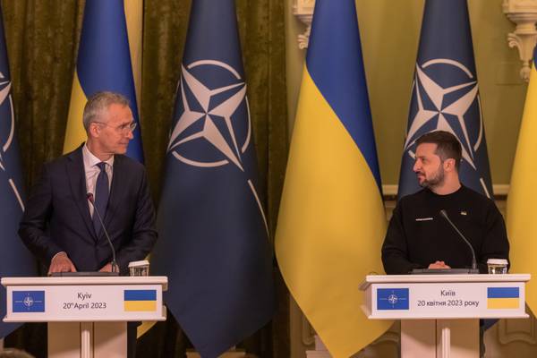OTAN refuerza su presencia en el norte de Kosovo ante mayores tensiones étnicasdfd