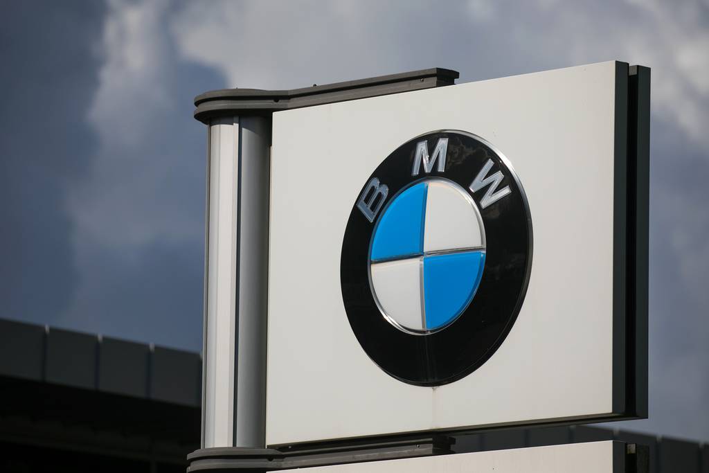 BMW scommette sulla produzione di sistemi di celle a combustibile a idrogeno