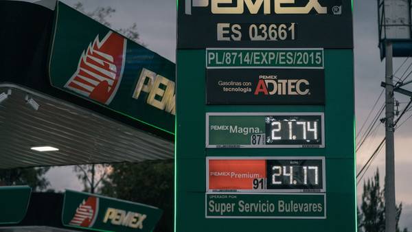 Importaciones de gasolina en México caen a nivel más bajo desde 2015dfd