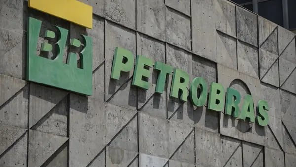 Petrobras: após batalha, pagamento de dividendos é aprovado em assembleiadfd