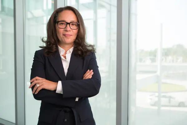 Gina Nisbeth, diretora da divisão de trading do Citigroup, vai passar um ano trabalhando no Unity National Bank of Houston