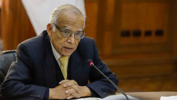 Aníbal Torres, primer ministro de Perú, puso su cargo a disposición de Castillodfd