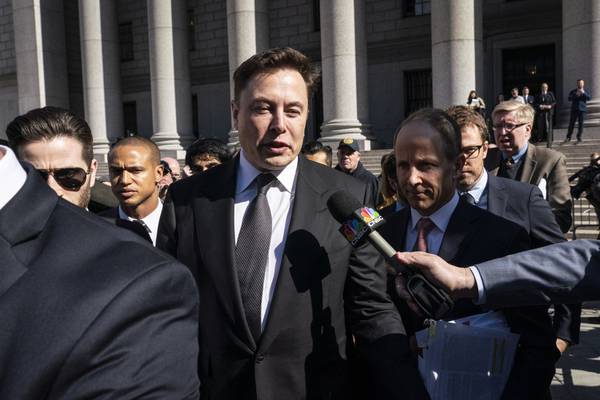 Musk pide a jueza de Delaware pausar juicio por adquisición de Twitterdfd