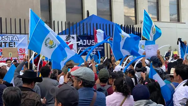 Cierres y bloqueos elevan la inflación de Guatemala en octubredfd