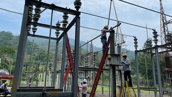 Honduras contraerá deuda con el BCIE para fortalecer rescate de la estatal eléctricadfd