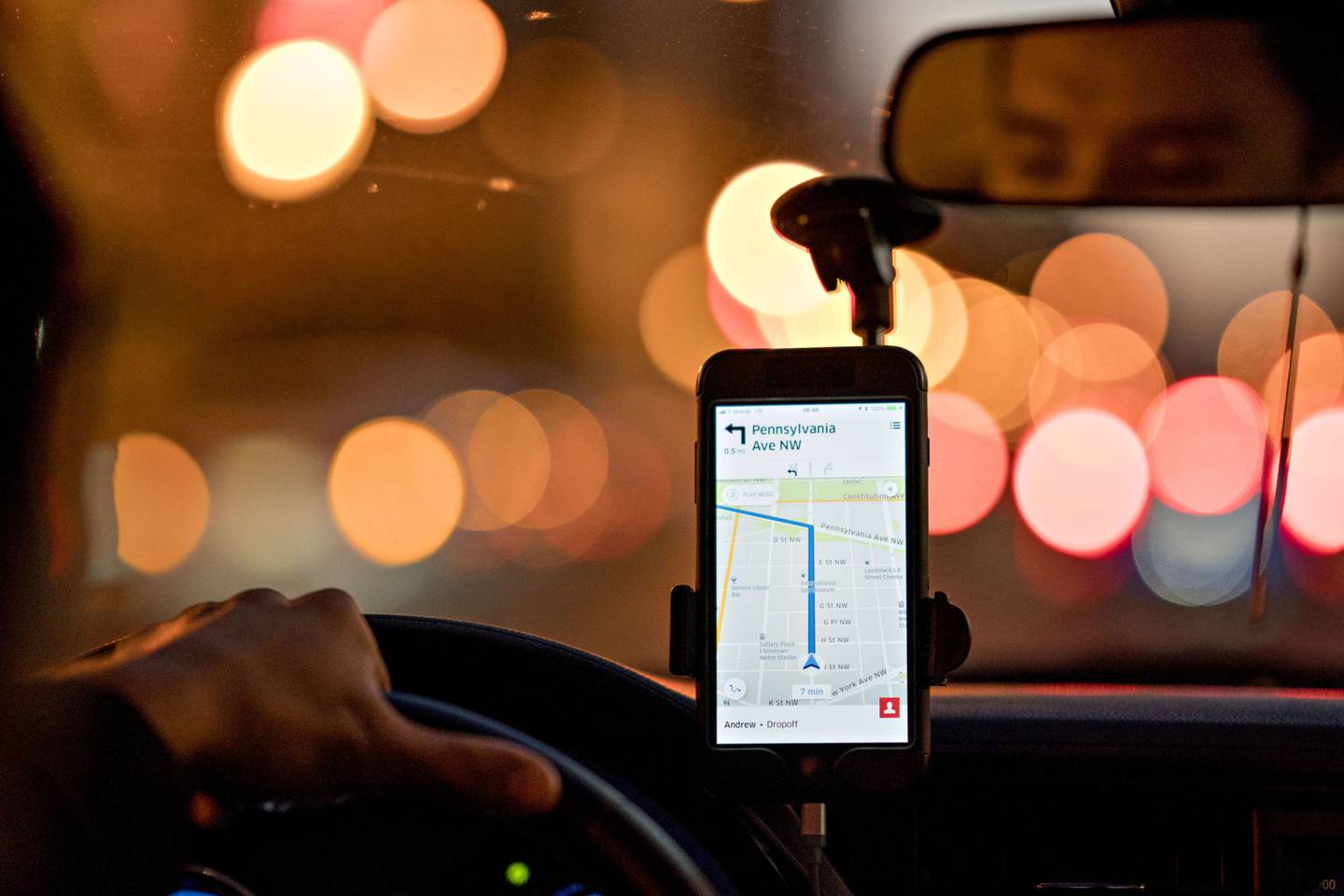Exempleados de Uber encuentran nicho de negocio en la necesidad de pagar impuestos de los conductores y crean una plataforma para automatizar el proceso