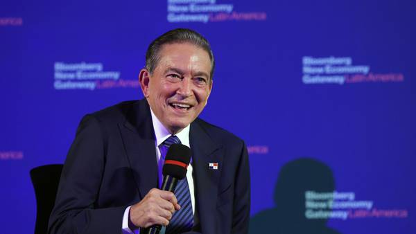 Presidente do Panamá quer controles rígidos para criptomoedasdfd