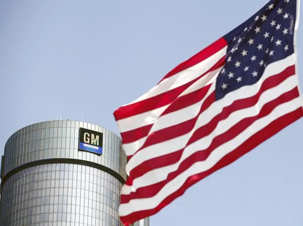El edificio de la sede mundial de General Motors se muestra el 17 de septiembre de 2015 en Detroit, Michigan. etty Images