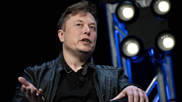 Musk necesita un “préstamo gigante” o venta de acciones de Tesla para comprar Twitterdfd