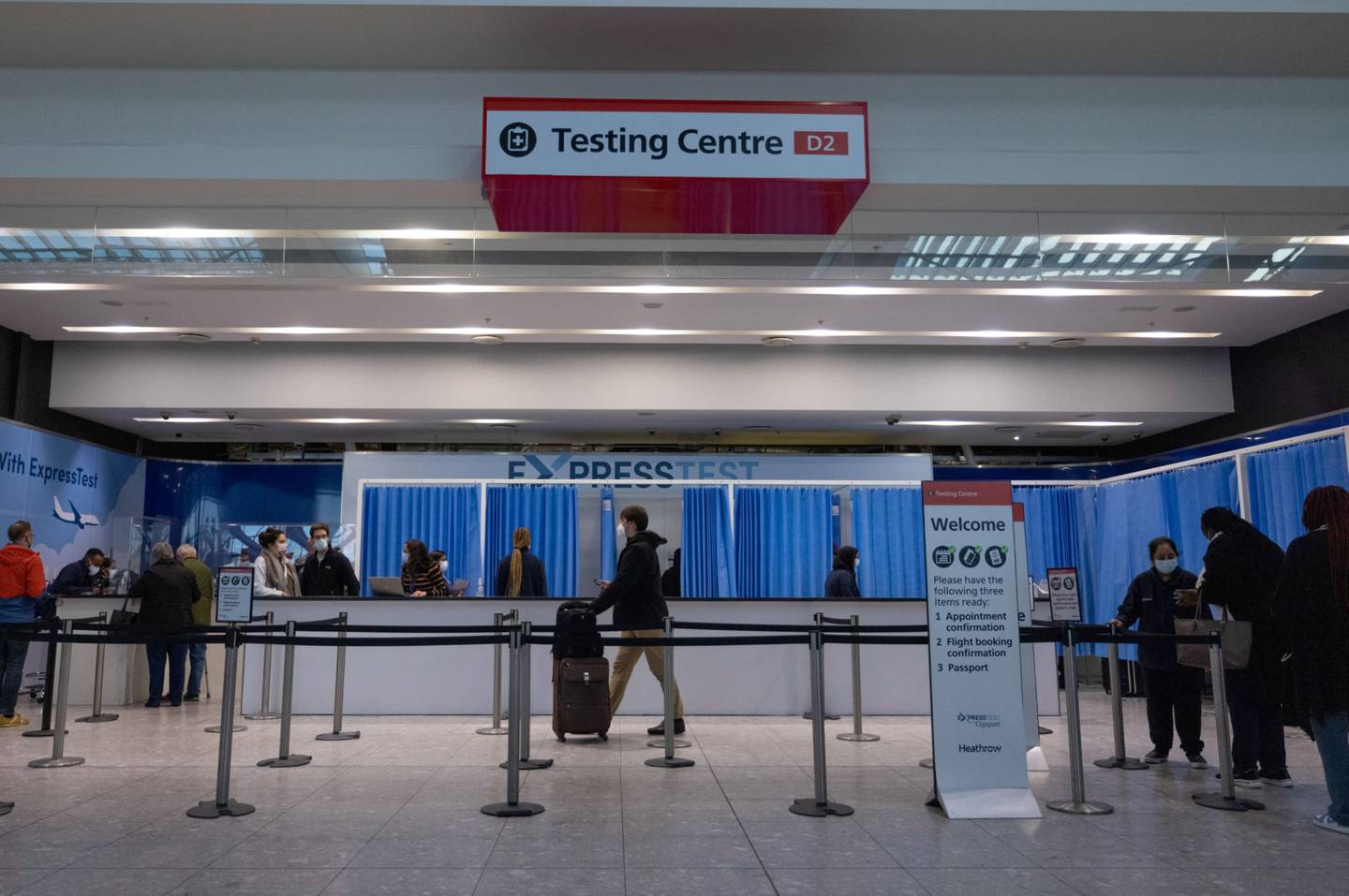 Un centro de testeo de Covid-19 en el aeropuerto de Heathrow, en Londres.