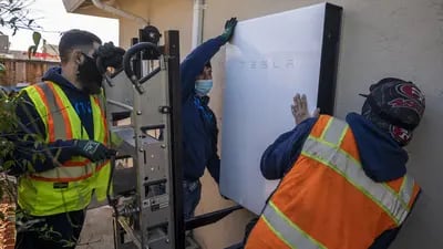 Afianzar a los clientes de bombas de calor reforzaría la apuesta de Tesla por los hogares que utilizan tecnología totalmente Tesla: coche eléctrico, paneles solares, batería Powerwall y bomba de calor.