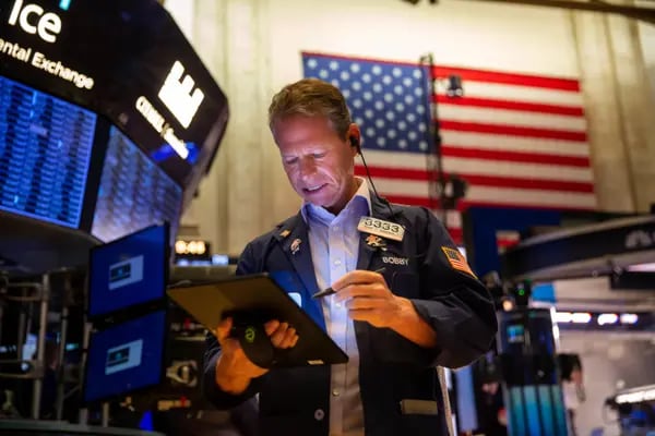Wall Street recua e mercado de títulos busca estabilidade