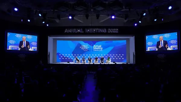 Los ejecutivos de Davos acumulan cada vez más razones para preocuparsedfd
