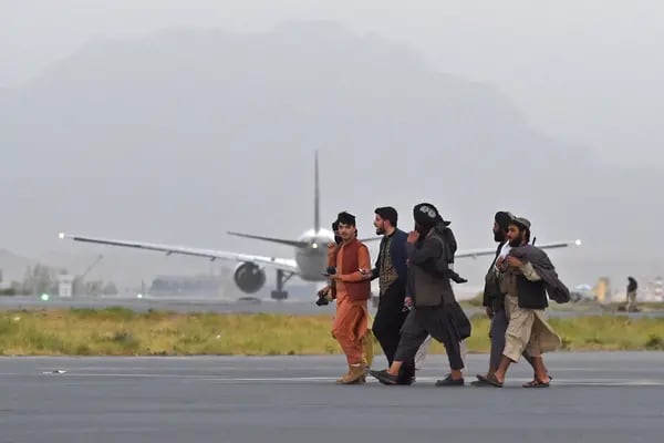 La UE se reunió con él Talibán para dialogar de la presencia diplomática en Kabul