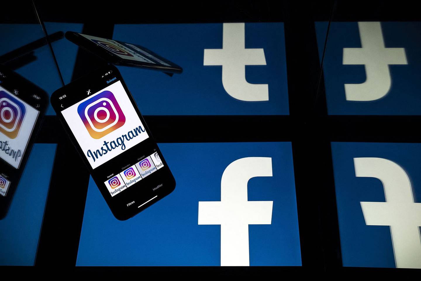 Logos de Facebook e Instagram
