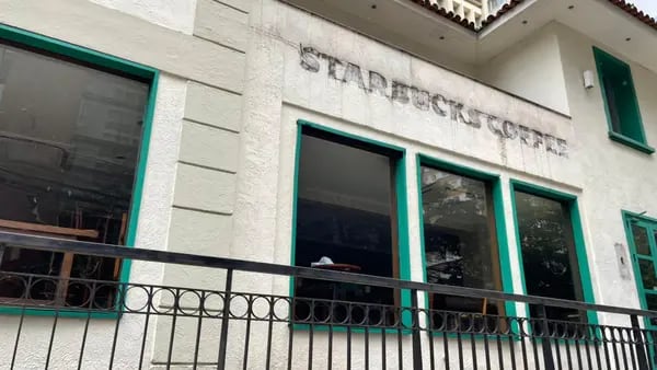 Justiça aceita recuperação judicial de operadora de Starbucks e Subway no paísdfd