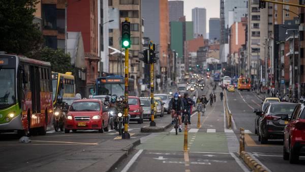 Impuesto vehícular en Bogotá: se acerca fecha límite para pagar con 10% Offdfd