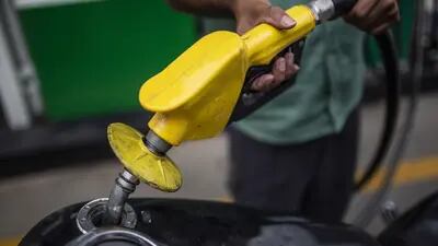 High fuel prices became the main feature of the Lula-Bolsonaro clash