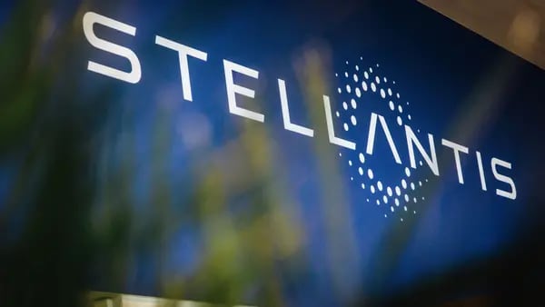 Stellantis sopesa renovar planta en norte de México para producir autos eléctricosdfd