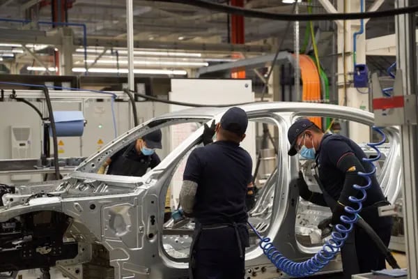 Carmakers in Mexico produced 346,124 vehicles in March, the strongest figure since October 2020.