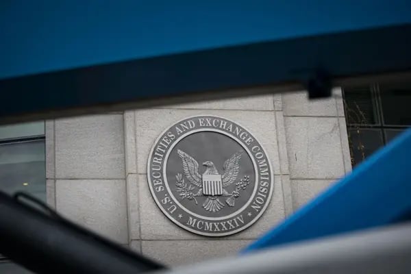 SEC inicia investigação de executivos no colapso do Sillicon Valley Bank, segundo fontes