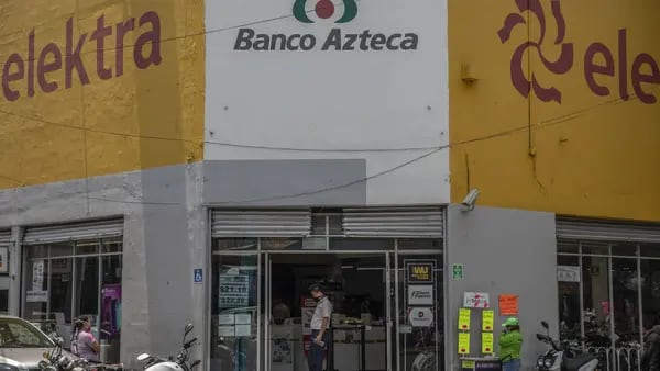 Banco Azteca recibe baja crediticia de Fitch ante preocupaciones de gobernanza y perfil de riesgodfd