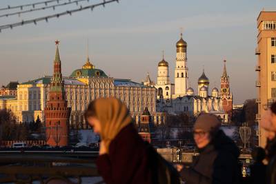 Rublo continúa fortaleciéndose; Rusia considera relajar controles de capitaldfd
