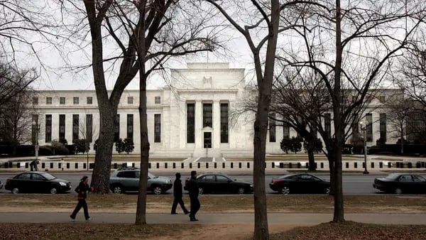 Fed mantém taxa de juros pela 6ª vez e indica ‘falta de progresso’ na inflação nos EUAdfd