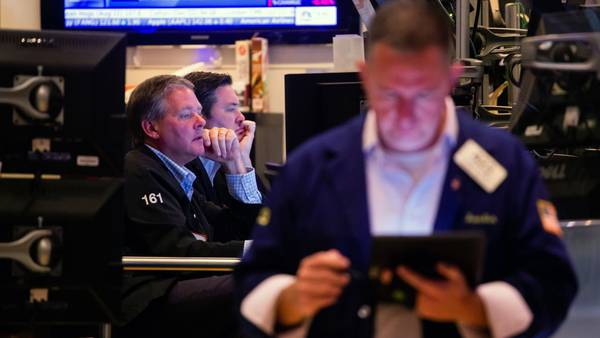 Es hora de comprar bonos en medio de repunte de acciones: analista de Morgan Stanleydfd