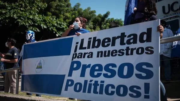 Nicaragua excarcela a 222 presos políticos y viajan a EE.UU.dfd