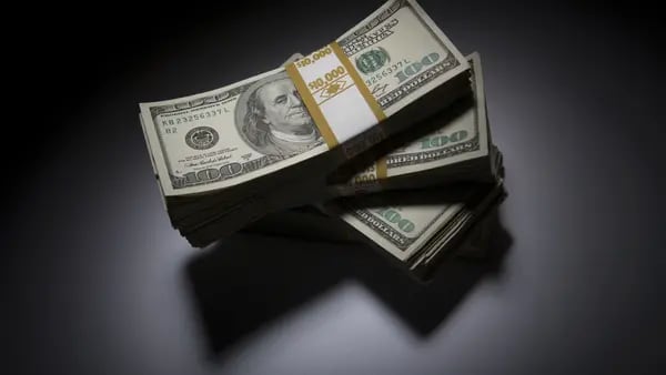 Cuatro razones por las que inversores esperan que el dólar siga cayendodfd