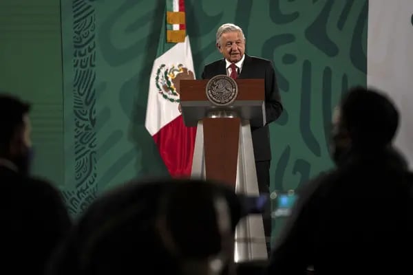 El presidente de México envió el mes pasado al Congreso una iniciativa de reforma constitucional para reestructurar al sector energético.