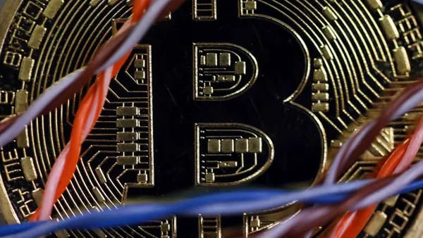 Bitcoin cae brevemente por debajo de US$27.000 con mayores temores de liquidezdfd