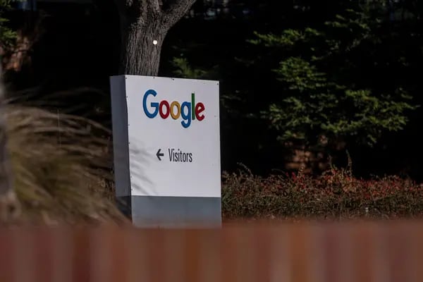 Signage at Google headquarters in Mountain View, California, U.S. Photographer: David Paul Morris/Bloomberg