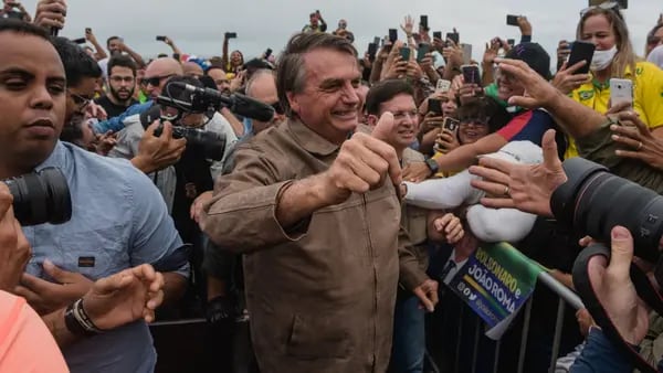 Brasil: Bolsonaro inicia campaña para reelegirse mientras denuncia manipulacióndfd