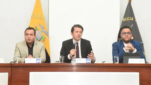 Ecuador: Gobierno enviará nueva ley de inversiones y reforma laboral al Legislativodfd